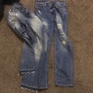 Relaxed Blue Jeans with Distressing and Fraying